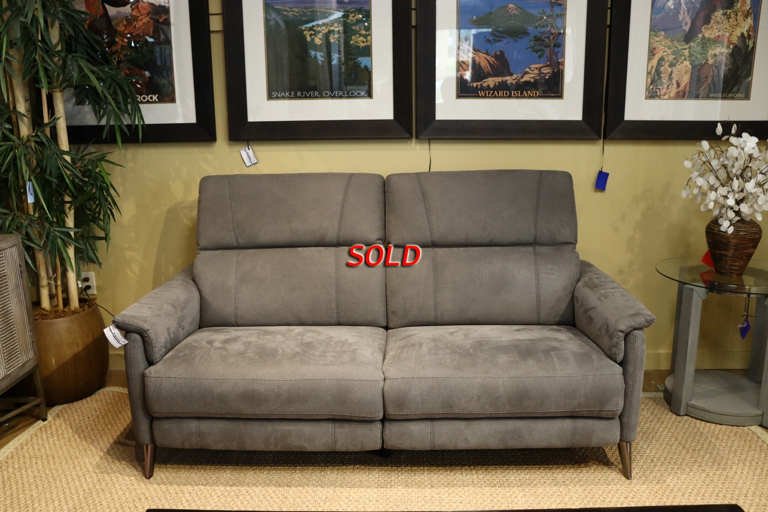 HTL Dual Reclining Loveseat