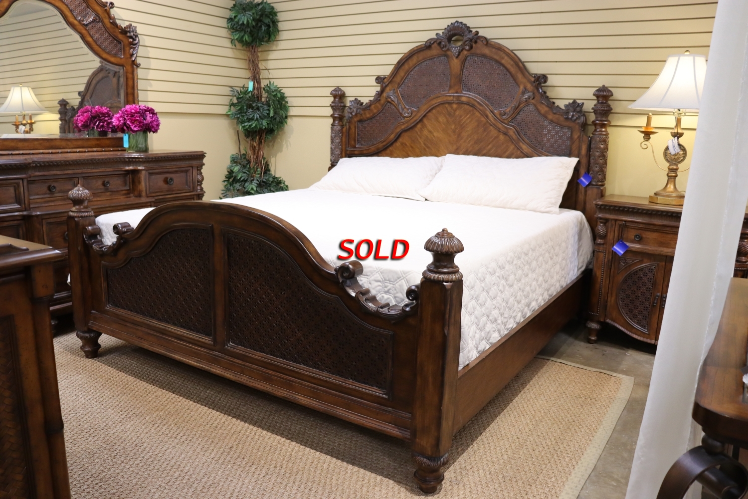 Schnadig Traditional King Bed