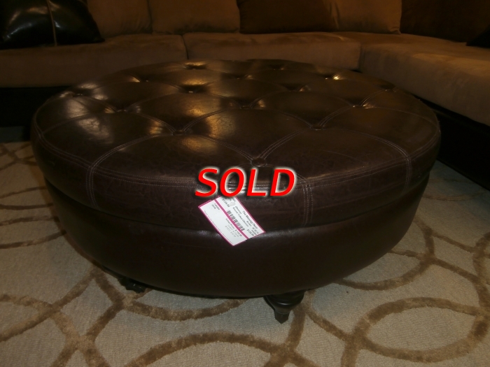 Round Tufted Ottoman