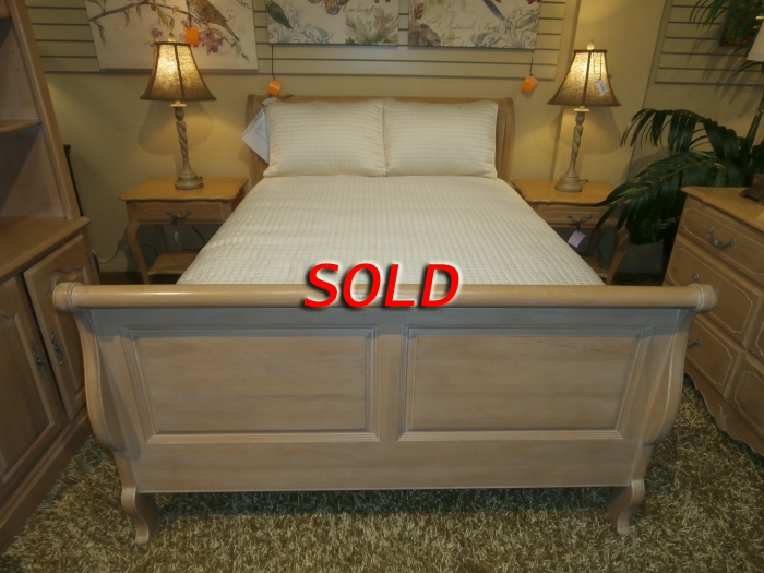 Ethan allen deals legacy sleigh bed