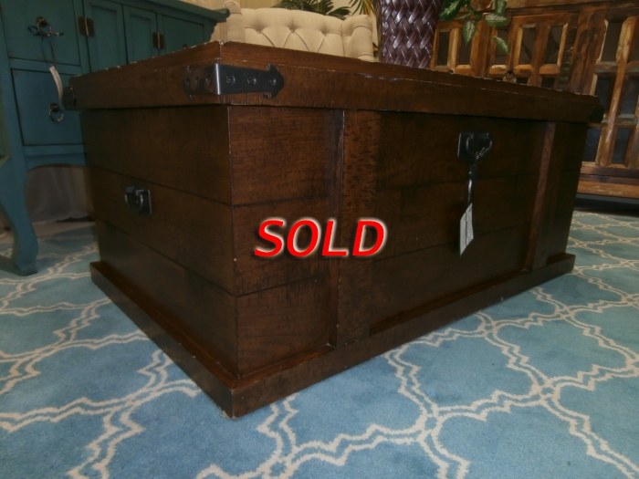 Havertys Storage Trunk