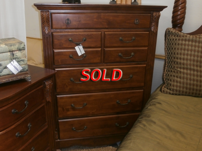 Mahogany Chest Of Drawers